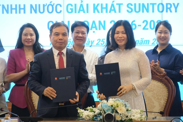 Bộ GD-ĐT hợp tác giáo dục tiết kiệm và bảo vệ nguồn nước cho học sinh- Ảnh 1.