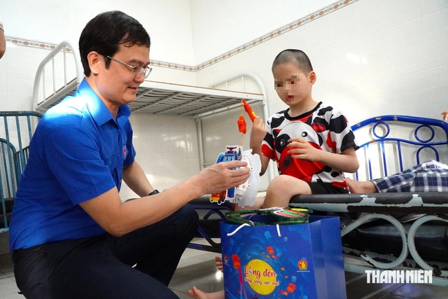 Ngày trung thu ấp áp tại trung tâm công tác xã hội Cần Thơ - Ảnh 4.