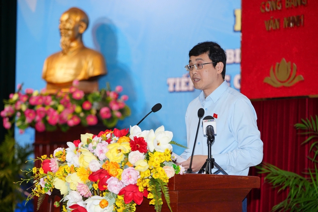 Chủ tịch Quốc hội Trần Thanh Mẫn tiếp xúc cử tri tại TP.HCM - Ảnh 3.