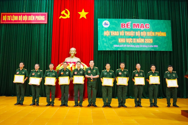 TP.Đà Nẵng đạt giải nhất hội thao Võ thuật Bộ đội Biên phòng khu vực II - Ảnh 1.