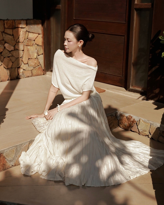 5 mẫu chân váy hack dáng, dễ phối cùng sơ mi, blouse - Ảnh 1.