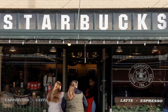 L&yacute; do Starbucks sắp đ&oacute;ng cửa th&ecirc;m 250 cửa h&agrave;ng - Ảnh 1.