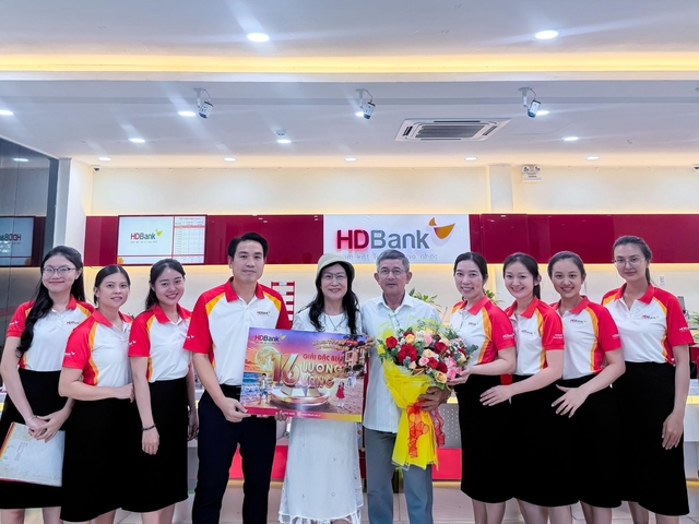 M&ugrave;a trung thu vi&ecirc;n m&atilde;n, HDBank gọi t&ecirc;n &lsquo;tỉ ph&uacute;&rsquo; v&agrave;ng - Ảnh 1.
