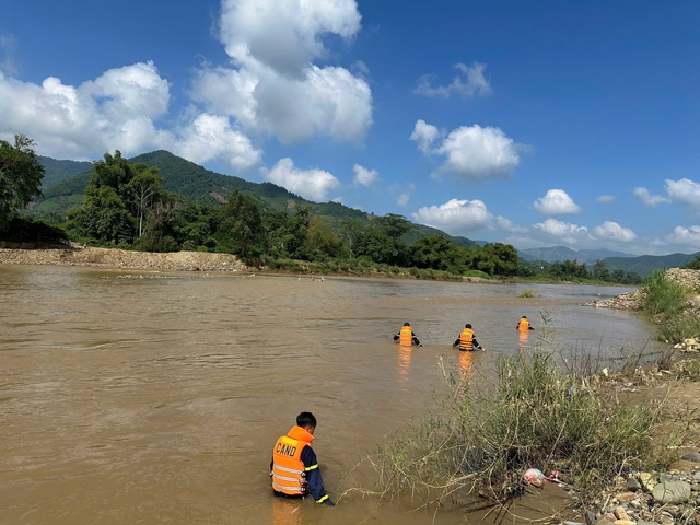 Nam thanh niên rơi xuống sông Mã, thi thể tìm thấy tại Lào- Ảnh 2.