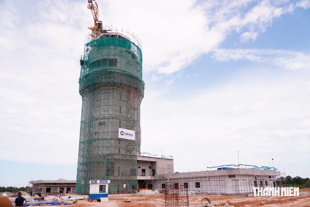 Bí thư Tỉnh ủy Quảng Trị đặt tiến độ cho hàng loạt dự án trọng điểm- Ảnh 3.