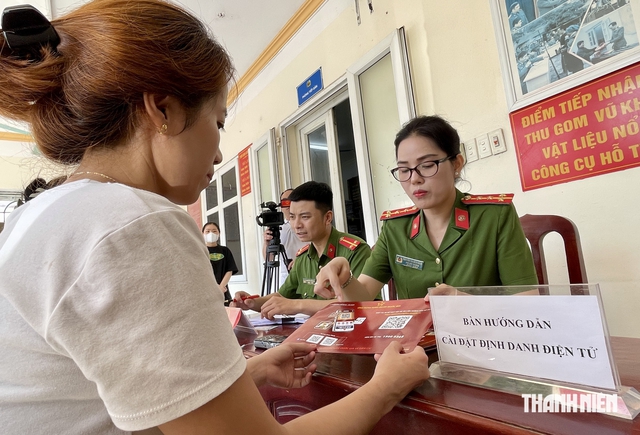 Người dân cần lưu ý gì để tránh bị khóa tài khoản VNeID? - Ảnh 1.