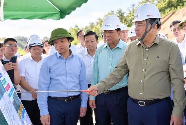 Đẩy nhanh tiến độ cao tốc Hữu Nghị - Chi Lăng và Đồng Đăng - Trà Lĩnh - Ảnh 1.