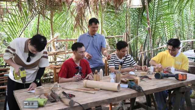 'Bố ơi m&igrave;nh đi đ&acirc;u thế?' c&ugrave;ng nghệ nh&acirc;n V&otilde; Tấn T&acirc;n trải nghiệm đặc biệt  - Ảnh 1.