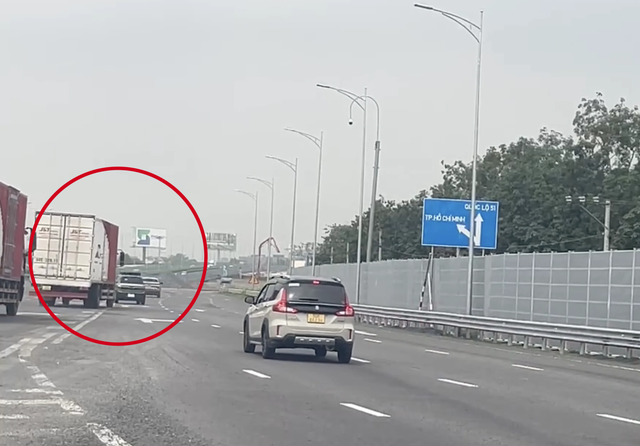 Cùng nhập cao tốc, cách nhau 30 m: Vì sao xe bị phạt nguội, xe không? - Ảnh 3.