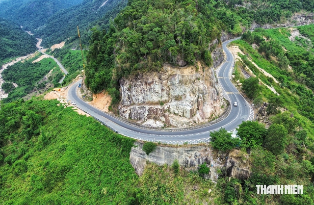 Gian nan giao thông kết nối rừng - biển - Ảnh 2.