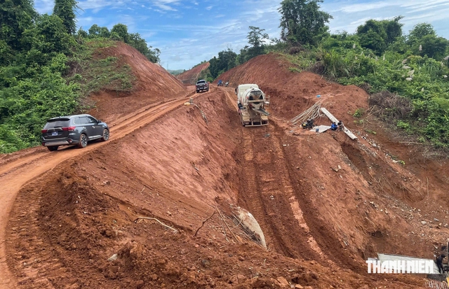 Gian nan giao thông kết nối rừng - biển - Ảnh 10.