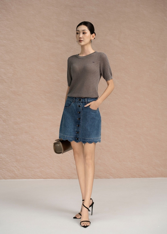 Tôn dáng và không lo thô cứng với trang phục denim - Ảnh 6.