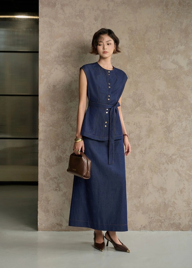 Tôn dáng và không lo thô cứng với trang phục denim - Ảnh 7.