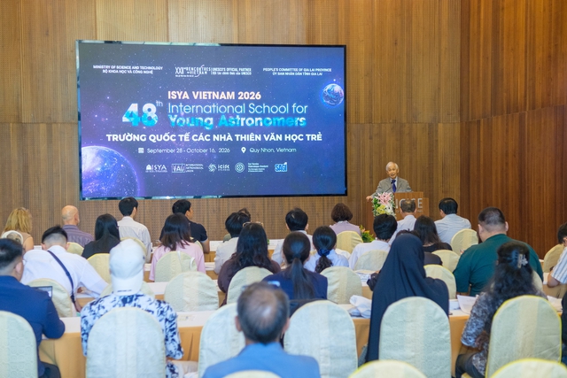 32 nhà thiên văn trẻ từ 15 quốc gia cùng khám phá vũ trụ tại Quy Nhơn - Ảnh 3.
