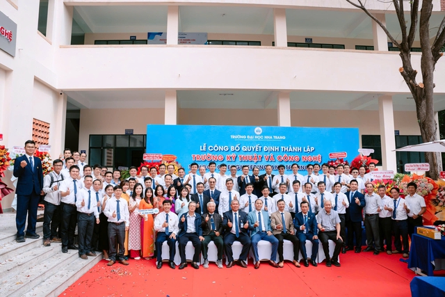 Trường Kỹ thuật và công nghệ - kiến tạo công nghệ cho kinh tế biển Khánh Hòa- Ảnh 1.