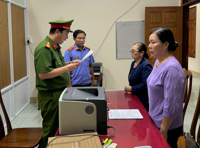 Khởi tố bị can trong vụ 'rút ruột' ngân sách ở Trường mẫu giáo Kon Pne - Ảnh 1.