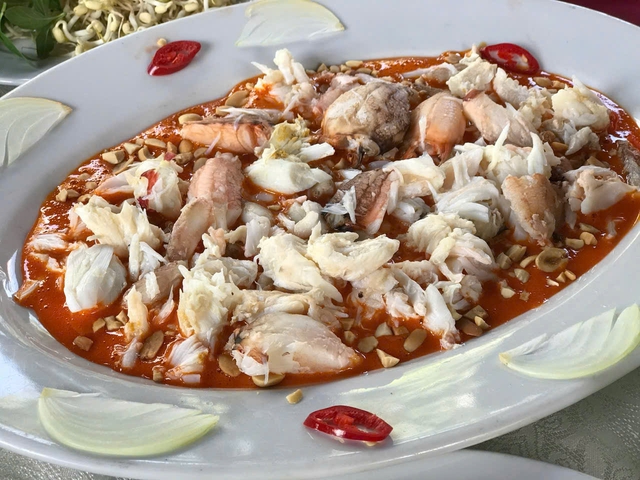 Tiết canh cua – Món ăn thời khẩn hoang của Chúa Nguyễn - Ảnh 1.