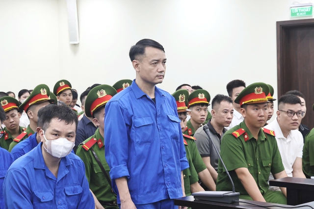 Cựu công an lãnh năm tù vì lừa 3,5 tỉ 'chạy án' cho trùm sữa giả - Ảnh 1.