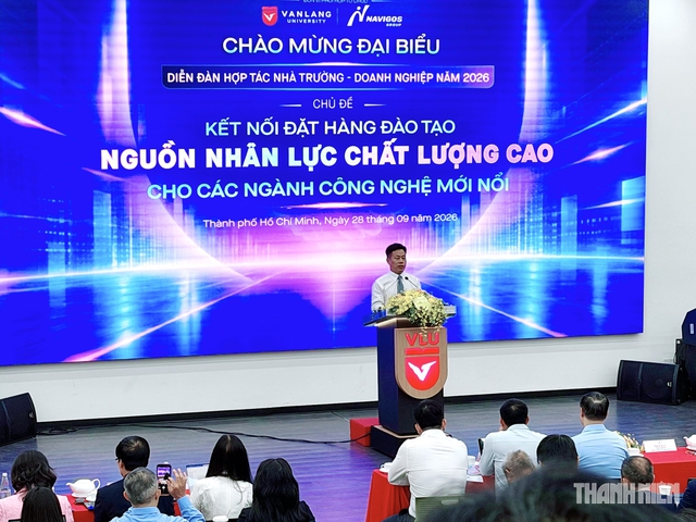 Thứ trưởng Lê Quân: Tại sao nhiều sinh viên giỏi, doanh nghiệp vẫn chưa thấy hài lòng? - Ảnh 1.