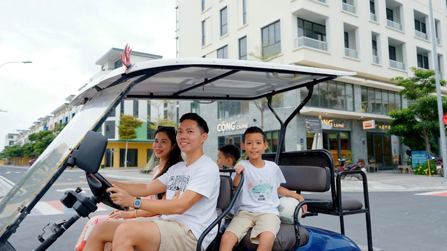 Ph&uacute; Quốc v&agrave; chuyện của những người chọn ở lại - Ảnh 1.