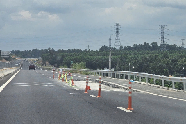 Cao tốc Biên Hòa - Vũng Tàu có hiện tượng nứt, lún cục bộ - Ảnh 3.