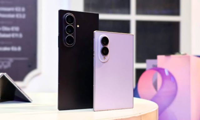 Apple và Samsung chạy theo xu hướng smartphone Trung Quốc - Ảnh 2.