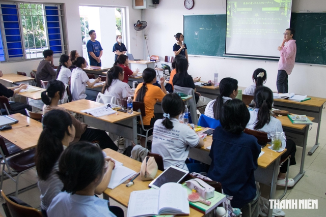 AI phát triển, doanh nghiệp không bắt buộc bằng cấp: Học vượt, đào tạo liên ngành - Ảnh 4.