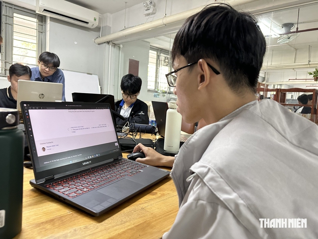 AI phát triển, doanh nghiệp không bắt buộc bằng cấp: Học vượt, đào tạo liên ngành - Ảnh 3.