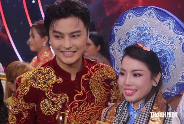 'Chu&ocirc;ng v&agrave;ng vọng cổ' Huỳnh Kim Tho: 'Cuối c&ugrave;ng t&ocirc;i trở về con đường ca h&aacute;t'- Ảnh 3.
