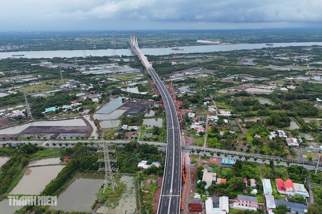 T&agrave;i xế lưu th&ocirc;ng thế n&agrave;o khi th&ocirc;ng to&agrave;n tuyến cao tốc Bến Lức - Long Th&agrave;nh?- Ảnh 1.