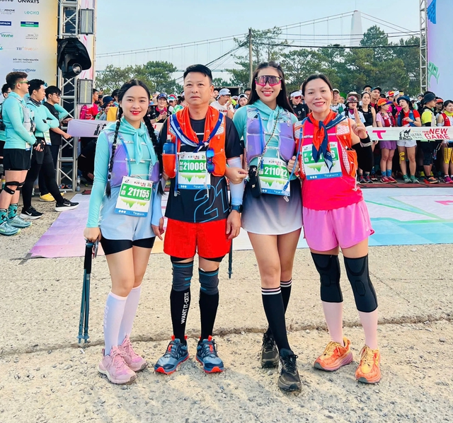 Cô gái xinh đẹp cao 1m74 'giật hit' của ca sĩ Hà Nhi là ai? - Ảnh 3.