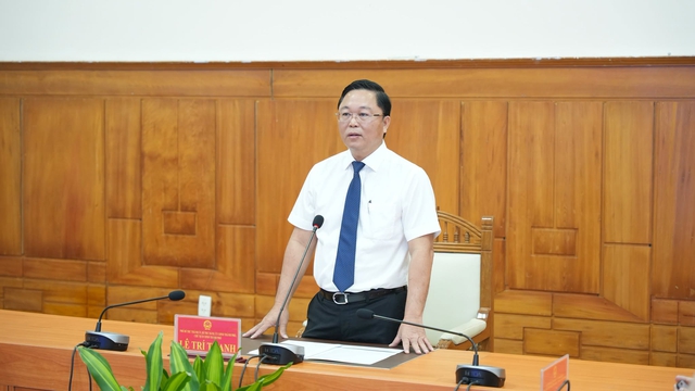 Thành phố Huế tiếp nhận nhân sự từ Đà Nẵng- Ảnh 1.