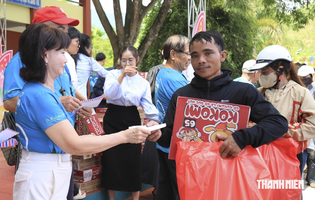 Về với miền thương Sơn Tây Hạ trao yêu thương- Ảnh 5.