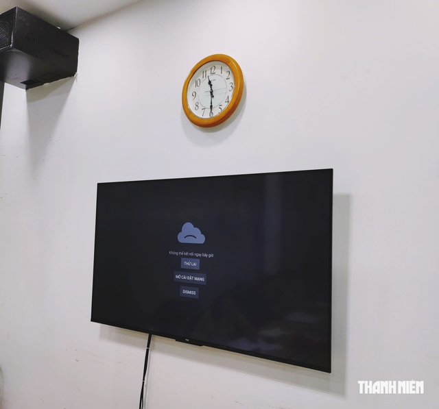 Treo TV lên tường tưởng đẹp, nhưng có 5 nhược điểm tai hại ít người biết - Ảnh 1.