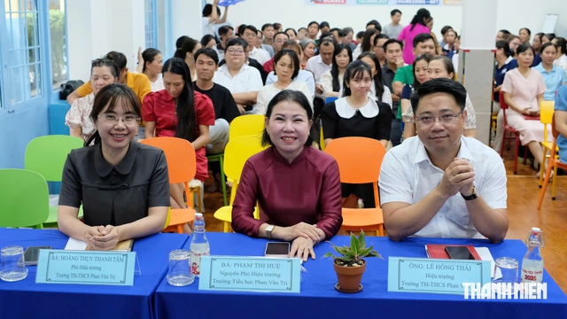Năm học mới, các trường sáp nhập, học sinh sẽ học như thế nào? - Ảnh 2.