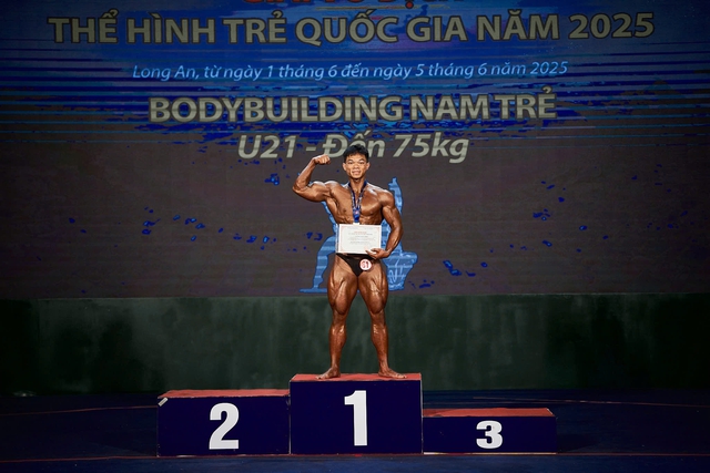 Chàng trai từng nặng 37 kg đoạt huy chương vàng thể hình châu Á - Ảnh 4.
