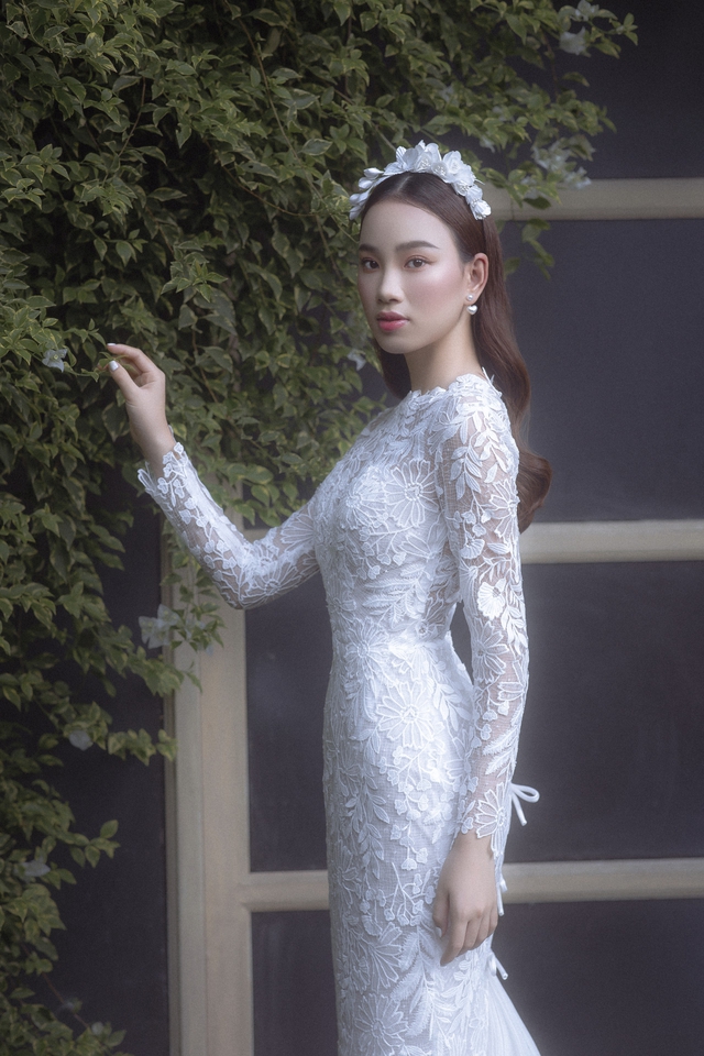 Nhà thiết kế Lou Be 'kể chuyện cưới' bằng sắc trắng - Ảnh 2.