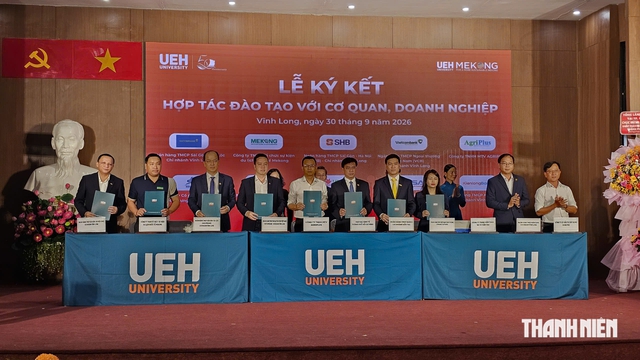 UEH Mekong k&yacute; hợp t&aacute;c với 21 cơ quan, doanh nghiệp nh&acirc;n ng&agrave;y khai giảng - Ảnh 2.