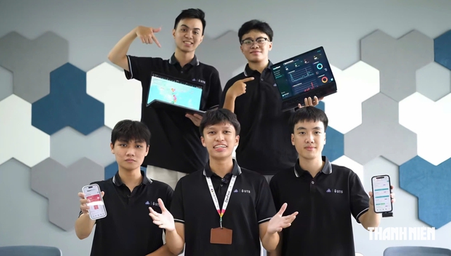 Sinh vi&ecirc;n l&agrave;m hệ thống cảnh b&aacute;o lũ, hỗ trợ cứu hộ tr&ecirc;n nền tảng di động- Ảnh 1.