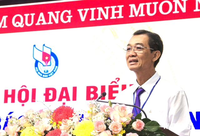 Nhà báo được khuyến khích dùng AI nhưng phải giữ vai trò quyết định- Ảnh 1.
