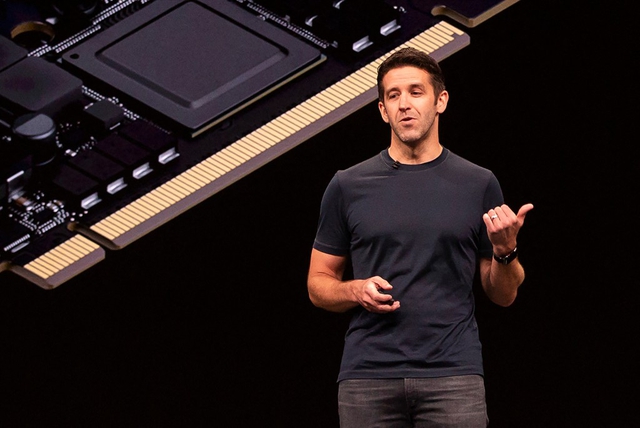 Apple bất ngờ 'quay xe' thiết bị đầy tham vọng của t&acirc;n CEO John Ternus - Ảnh 1.