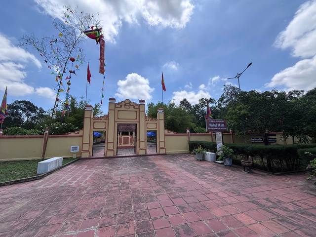 Địa đạo Kỳ Anh - Địa đạo trong lòng dân, pháo đài trong lòng cát - Ảnh 1.