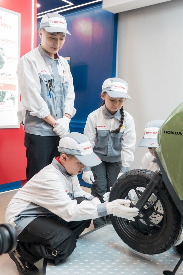 Ra mắt sân chơi ‘Trung tâm Công nghệ xe máy điện Honda’ dành cho trẻ em - Ảnh 3.