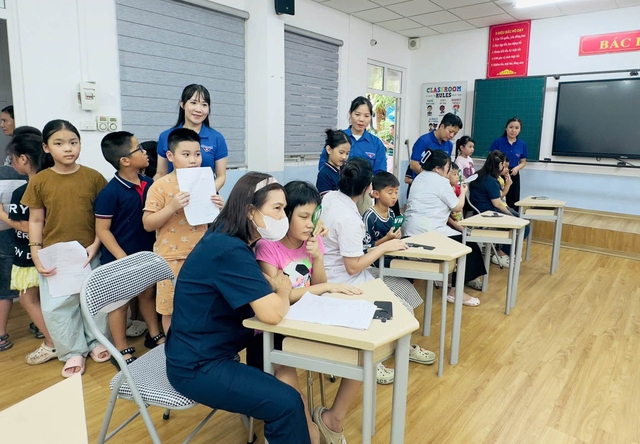 Tuổi trẻ chung tay chuẩn bị cho năm học mới- Ảnh 2.