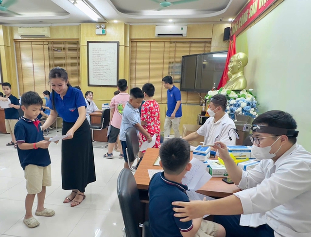 Tuổi trẻ chung tay chuẩn bị cho năm học mới- Ảnh 3.