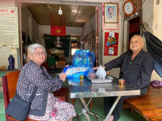 Bếp ăn tình thương hết lòng vì bệnh nhân nghèo - Ảnh 2.