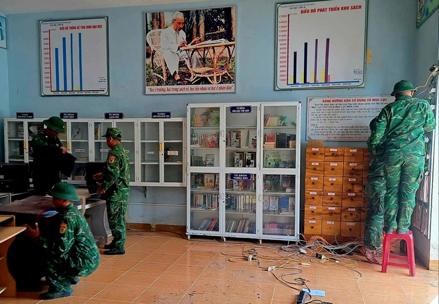 Đ&agrave; Nẵng: Thầy c&ocirc; trường miền n&uacute;i 'chạy đua' lo chỗ học, chỗ ở cho học sinh- Ảnh 6.