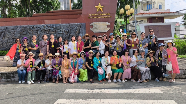Hành trình đầy yêu thương đến với đồng bào Chăm- Ảnh 8.