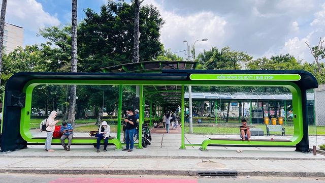 Nối liền nhịp bước xe buýt và metro- Ảnh 1.
