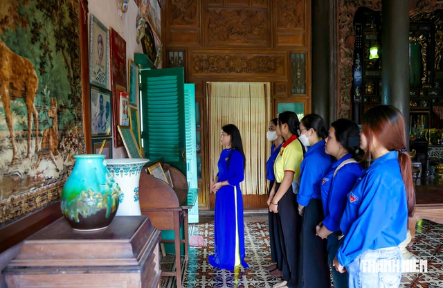 Nhà cổ nổi tiếng vì liên tục... lên phim- Ảnh 2.